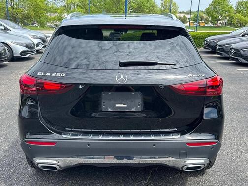 2025 Mercedes-Benz GLA 250 Base 4MATIC