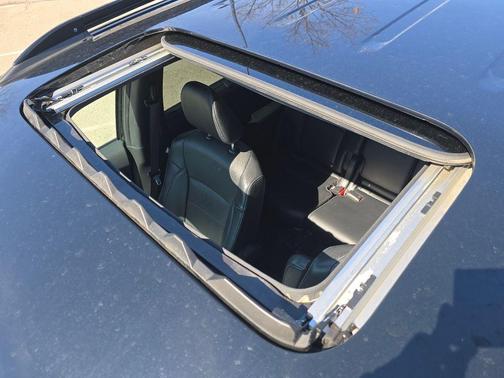 Crystal Black Pearl 2019 Honda Passport Elite