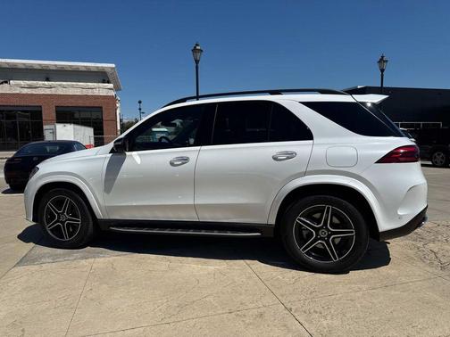 2026 Mercedes-Benz GLE 450e Base 4MATIC