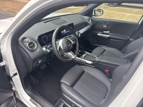 2025 Mercedes-Benz GLB 250 Base 4MATIC