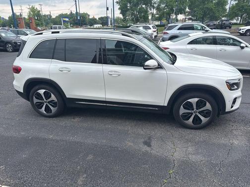 2025 Mercedes-Benz GLB 250 Base 4MATIC