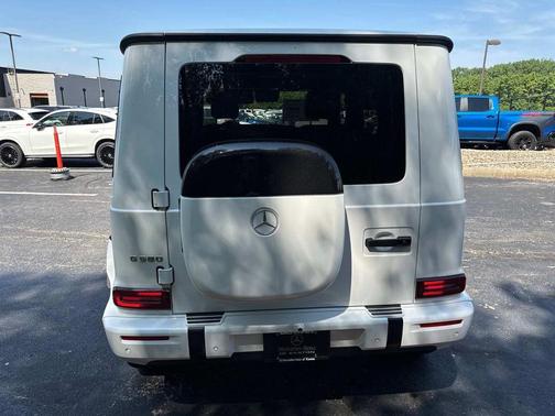 2025 Mercedes-Benz G-Class Base