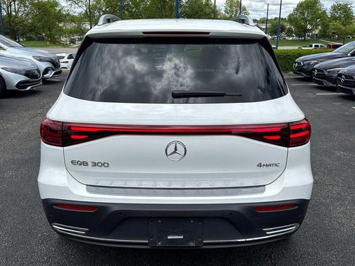 2024 Mercedes-Benz EQB 300 Base 4MATIC