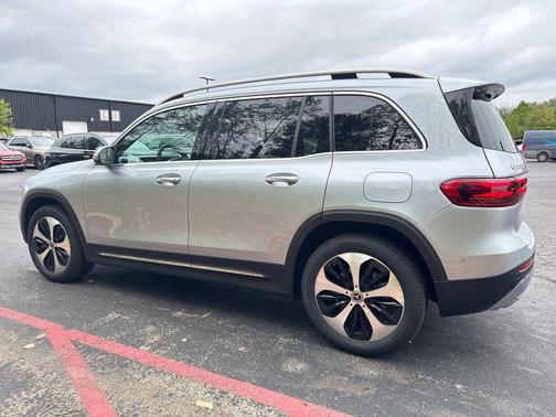 2026 Mercedes-Benz GLB 250 Base 4MATIC