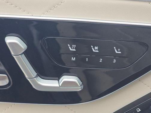 Obsidian Black Metallic 2022 Mercedes-Benz S-Class S 580 4MATIC