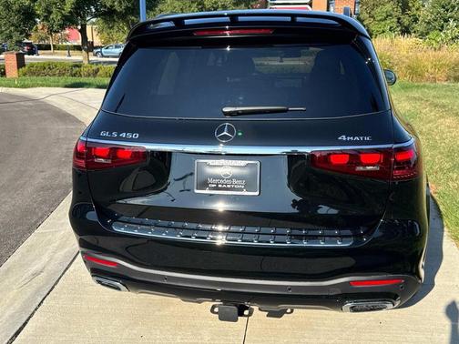 2026 Mercedes-Benz GLS 450 