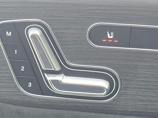 2026 Mercedes-Benz AMG GLA 35 Base