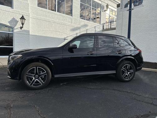 2025 Mercedes-Benz GLC 300 Base 4MATIC