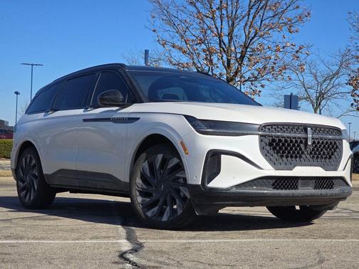 2024 Lincoln Nautilus Reserve