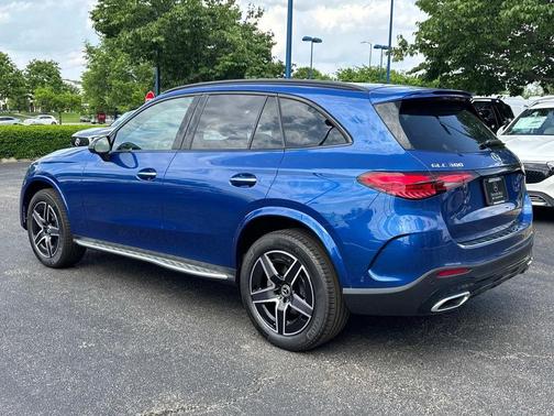 2025 Mercedes-Benz GLC 300 Base 4MATIC
