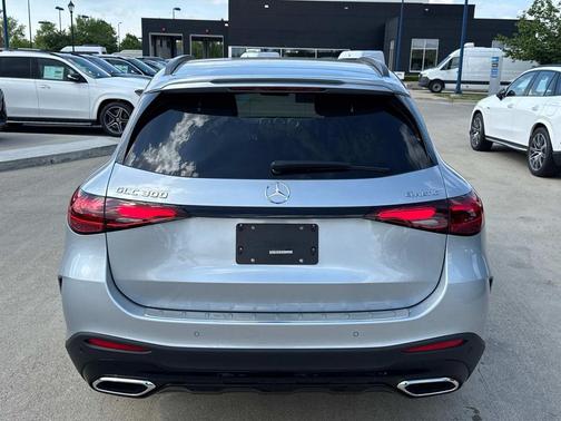 2025 Mercedes-Benz GLC 300 Base 4MATIC