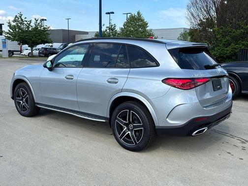 2025 Mercedes-Benz GLC 300 Base 4MATIC