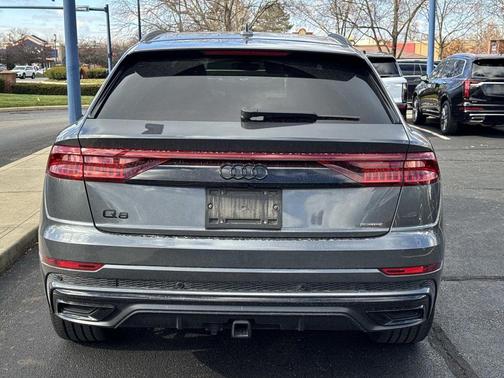 2022 Audi Q8 55 Premium Plus