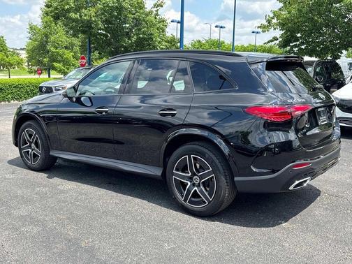 2025 Mercedes-Benz GLC 300 Base 4MATIC