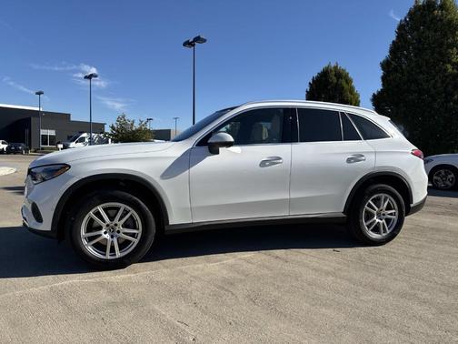 2026 Mercedes-Benz GLC 300 Base 4MATIC