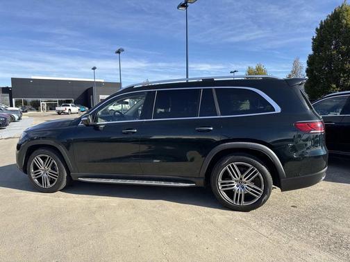 2023 Mercedes-Benz GLS 450 4MATIC