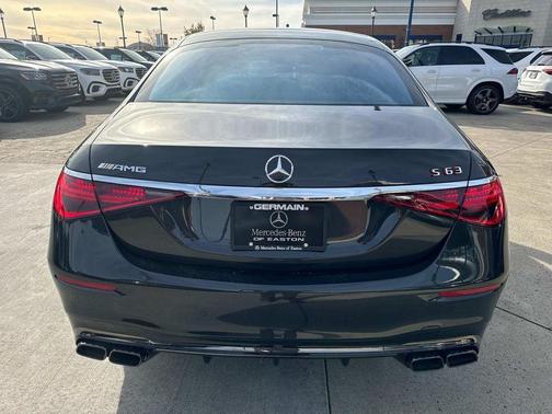 2025 Mercedes-Benz AMG S 63 E Base