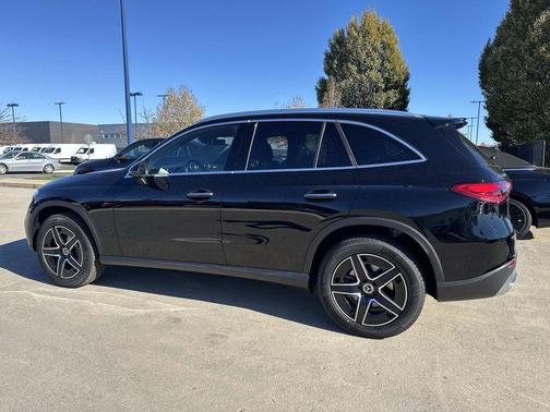 2026 Mercedes-Benz GLC 300 Base 4MATIC