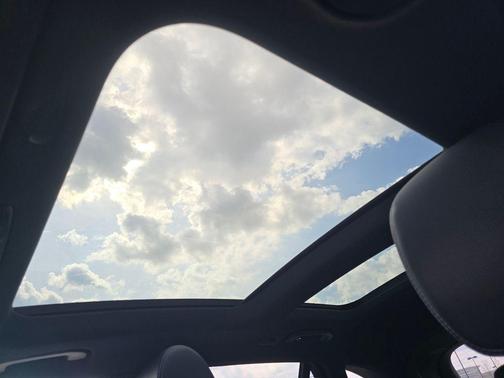 2022 Mercedes-Benz GLC 300 Base 4MATIC