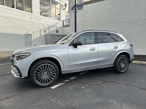 2025 Mercedes-Benz GLC 300 Base 4MATIC