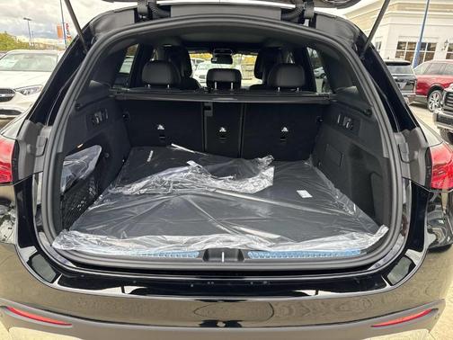 2026 Mercedes-Benz GLC 300 Base 4MATIC