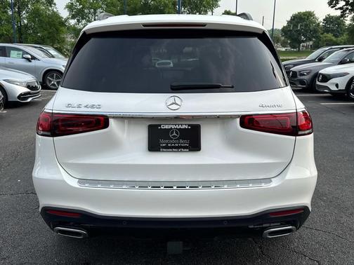2022 Mercedes-Benz GLS 450 4MATIC