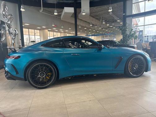 2025 Mercedes-Benz AMG GT 63 Base