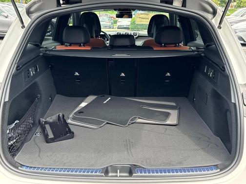 2025 Mercedes-Benz GLC 300 Base 4MATIC