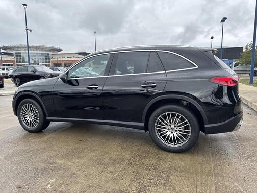 2026 Mercedes-Benz GLC 300 Base 4MATIC