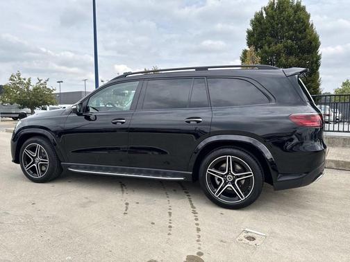 2026 Mercedes-Benz GLS 450 