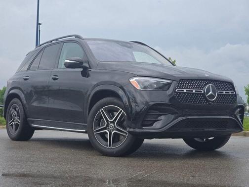Obsidian Black Metallic 2026 Mercedes-Benz GLE 450e Base 4MATIC