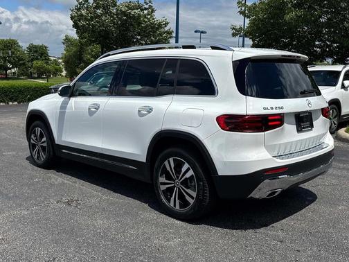 2025 Mercedes-Benz GLB 250 Base 4MATIC