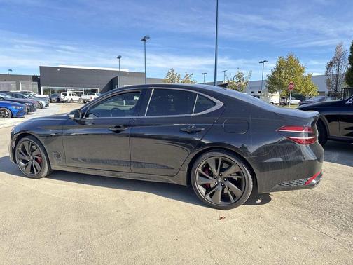 2023 Genesis G70 3.3T