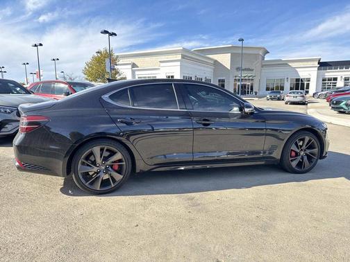 2023 Genesis G70 3.3T