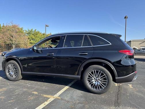 2026 Mercedes-Benz GLC 300 Base 4MATIC