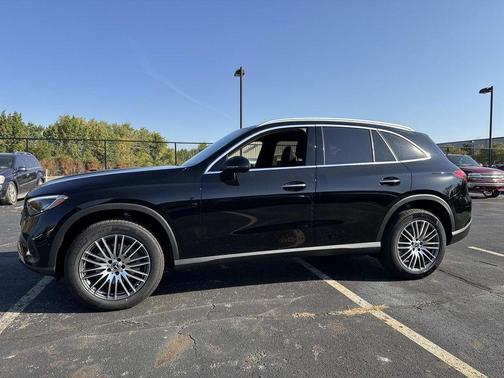2026 Mercedes-Benz GLC 300 Base 4MATIC