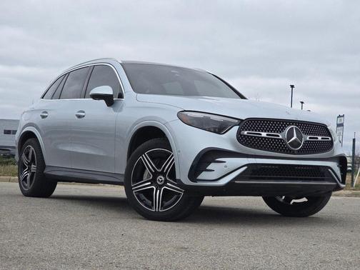 Cirrus Silver Metallic 2023 Mercedes-Benz GLC 300 Base 4MATIC