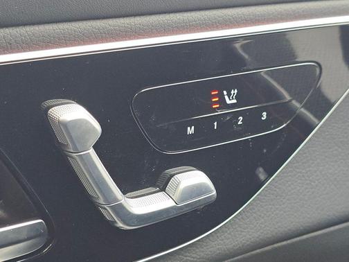 Cirrus Silver Metallic 2023 Mercedes-Benz GLC 300 Base 4MATIC