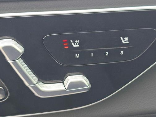 2025 Mercedes-Benz GLC 300 Base 4MATIC