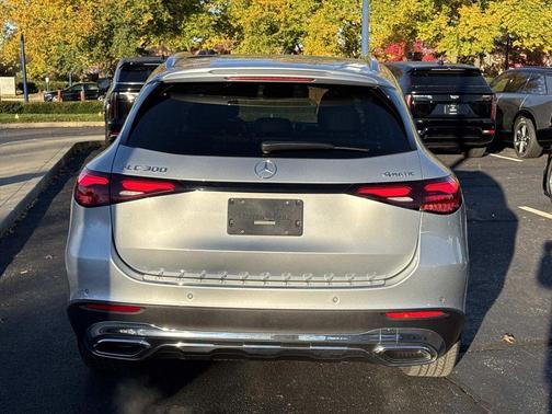 2025 Mercedes-Benz GLC 300 Base 4MATIC