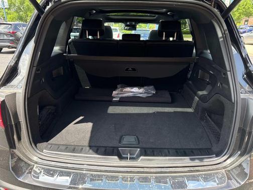 2024 Mercedes-Benz EQB 350 Base 4MATIC