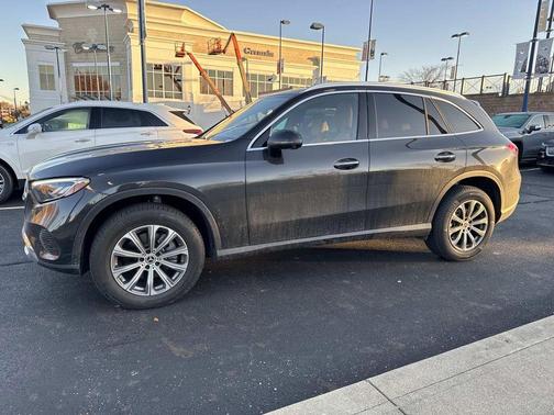 2025 Mercedes-Benz GLC 300 Base 4MATIC