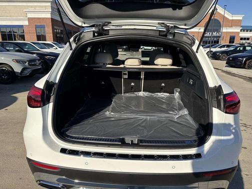 2026 Mercedes-Benz GLC 300 Base 4MATIC