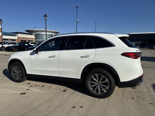 2026 Mercedes-Benz GLC 300 Base 4MATIC