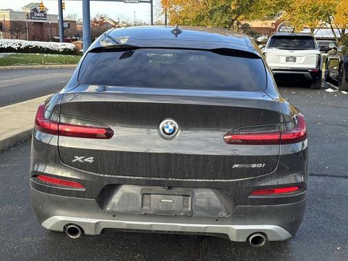 2021 BMW X4 xDrive30i