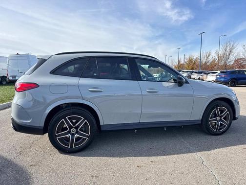 2026 Mercedes-Benz GLC 300 Base 4MATIC