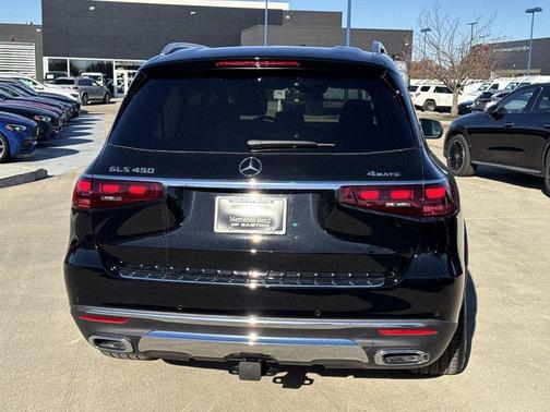 2026 Mercedes-Benz GLS 450 4MATIC