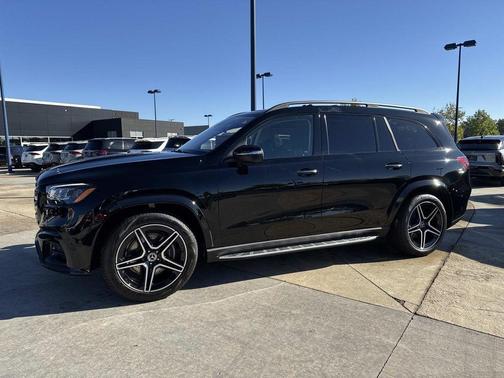 2026 Mercedes-Benz GLS 450