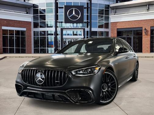 2025 Mercedes-Benz AMG S 63 E Base