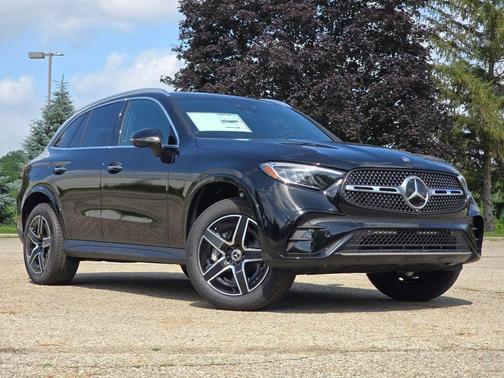 Black 2026 Mercedes-Benz GLC 300 Base 4MATIC